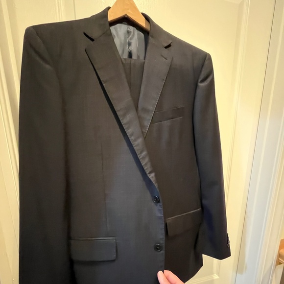 Men’s Paul Betenly Dark Blue Suit - Picture 1 of 10